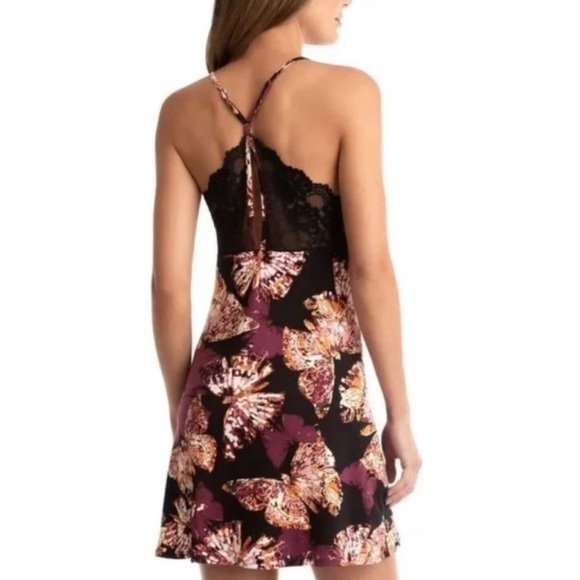 Linea Donatella Butterfly Print Nightgown Lingerie size Small - Picture 11 of 11